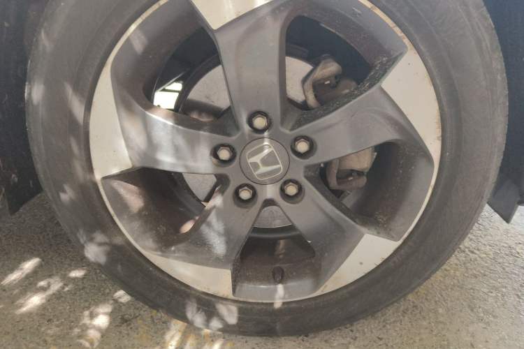 Used Honda Vezel 2015 1.8L CVT 2WD Luxury Model Right Front Wheel Hub