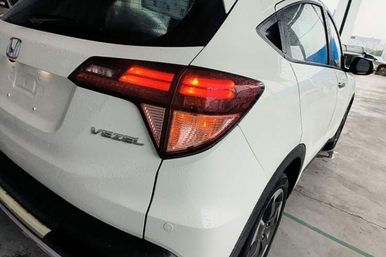 Used Honda Vezel 2015 1.8L CVT 2WD Luxury Model Right Rear Taillight
