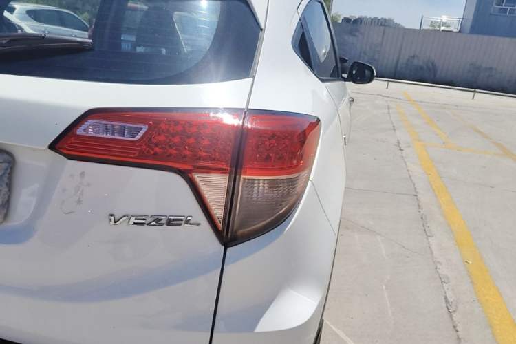 Used Honda Vezel 2015 1.5L CVT two-wheel drive Comfort trim Right Rear Taillight