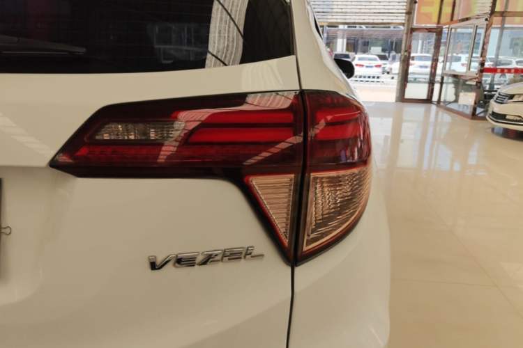 Used Honda Vezel 2015 1.8L CVT 2WD Luxury Model Right Rear Taillight