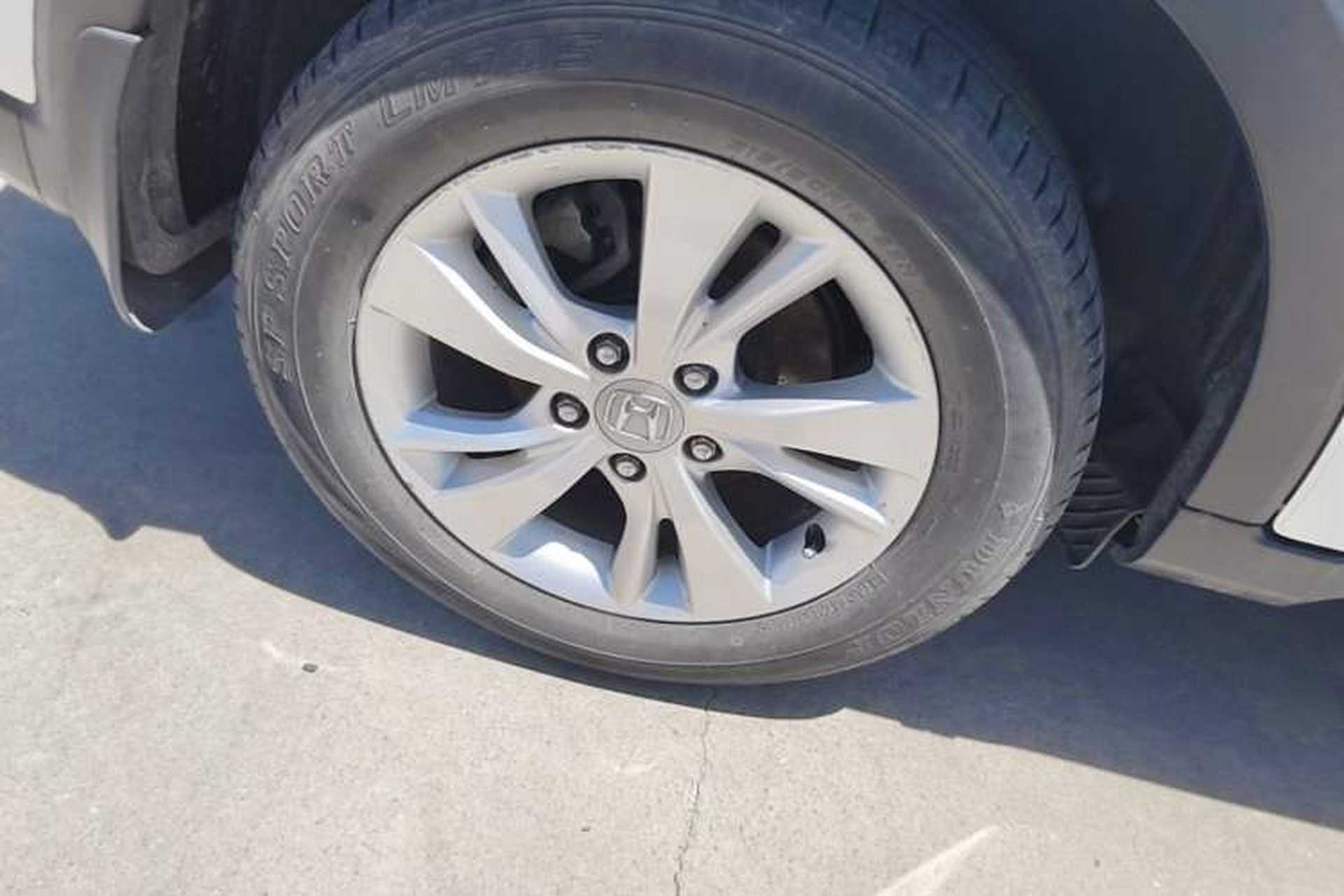 Used Honda Vezel 2015 1.5L CVT two-wheel drive Comfort trim Right Rear Wheel Hub