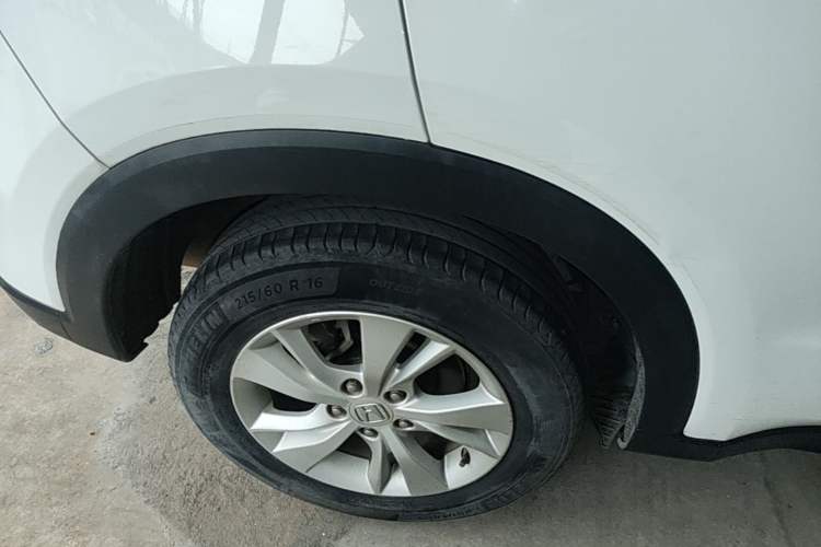 Used Honda Vezel 2015 1.5L CVT two-wheel drive Comfort trim Right Rear Wheel Hub