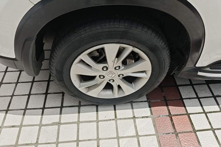 Used Honda Vezel 2015 1.5L CVT two-wheel drive Comfort trim Right Rear Wheel Hub