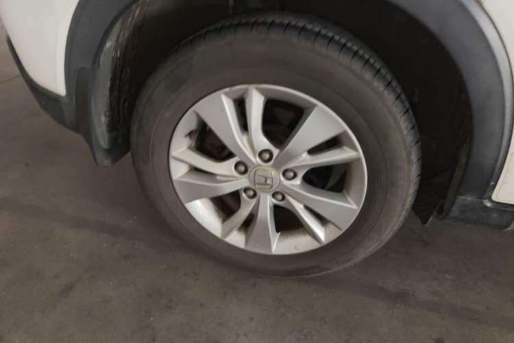 Used Honda Vezel 2015 1.5L CVT two-wheel drive Comfort trim Right Rear Wheel Hub