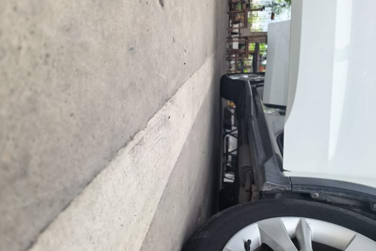 Used Honda Vezel 2015 1.5L CVT two-wheel drive Comfort trim Right Side Sill