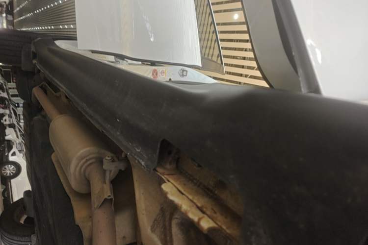 Used Honda Vezel 2015 1.8L CVT 2WD Elite Model Right Side Sill