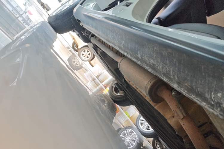 Used Honda Vezel 2015 1.5L CVT two-wheel drive Comfort trim Right Side Sill