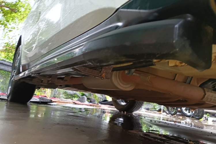 Used Honda Vezel 2015 1.8L CVT 2WD Luxury Model Right Side Sill