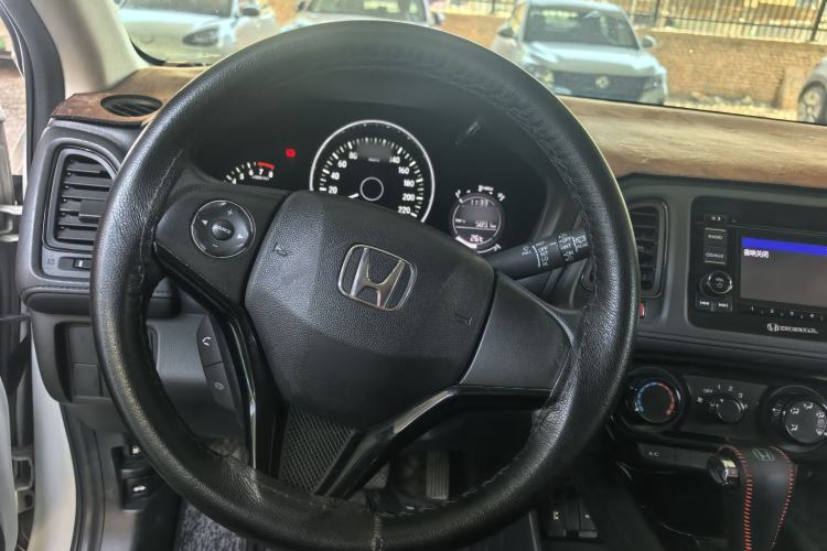 Used Honda Vezel 2015 1.5L CVT two-wheel drive Comfort trim Steering Wheel