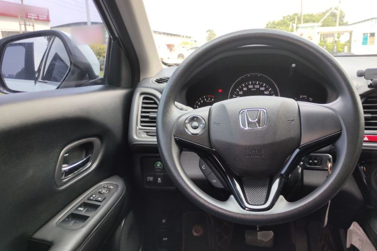 Used Honda Vezel 2015 1.5L CVT two-wheel drive Comfort trim Steering Wheel