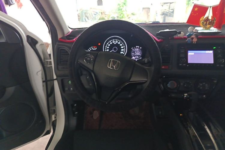 Used Honda Vezel 2015 1.5L CVT two-wheel drive Comfort trim Steering Wheel
