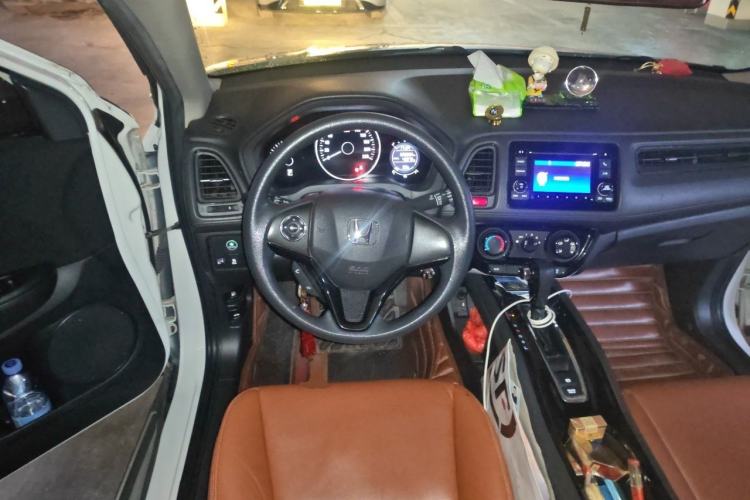 Used Honda Vezel 2015 1.5L CVT two-wheel drive Comfort trim Steering Wheel