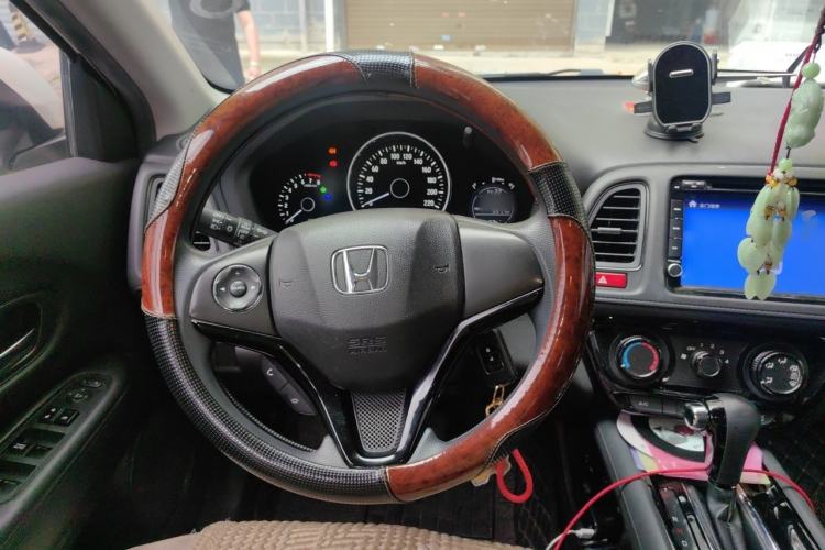 Used Honda Vezel 2015 1.5L CVT two-wheel drive Comfort trim Steering Wheel