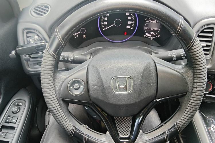 Used Honda Vezel 2015 1.5L CVT two-wheel drive Comfort trim Steering Wheel