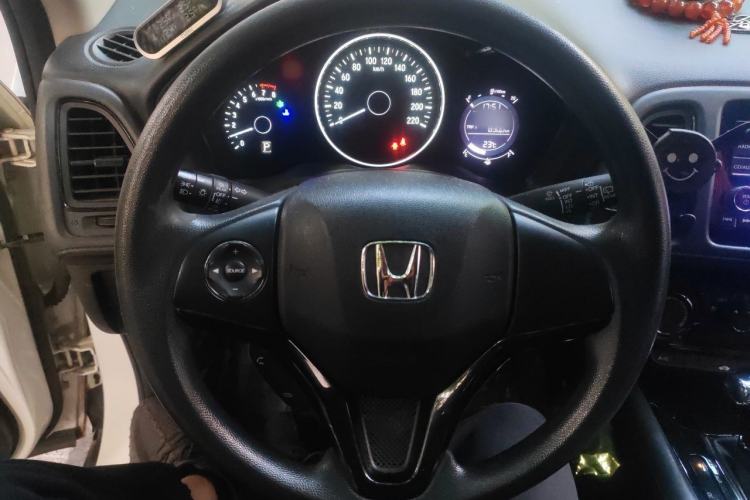 Used Honda Vezel 2015 1.5L CVT two-wheel drive Comfort trim Steering Wheel