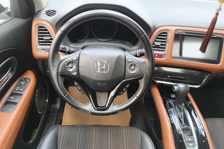 Used Honda Vezel 2015 1.8L CVT 2WD Luxury Model Steering Wheel