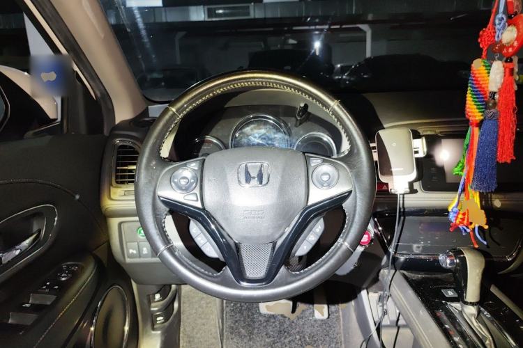 Used Honda Vezel 2015 1.8L CVT 2WD Luxury Model Steering Wheel