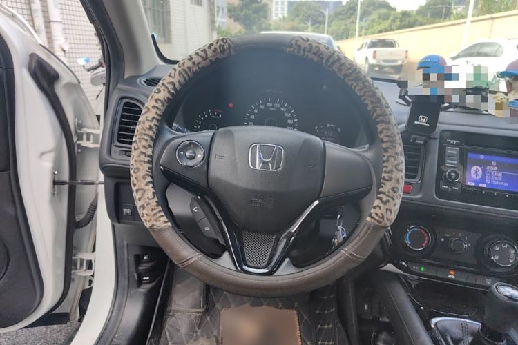 Used Honda Vezel 2015 1.5L manual two-wheel drive Comfort trim level Steering Wheel