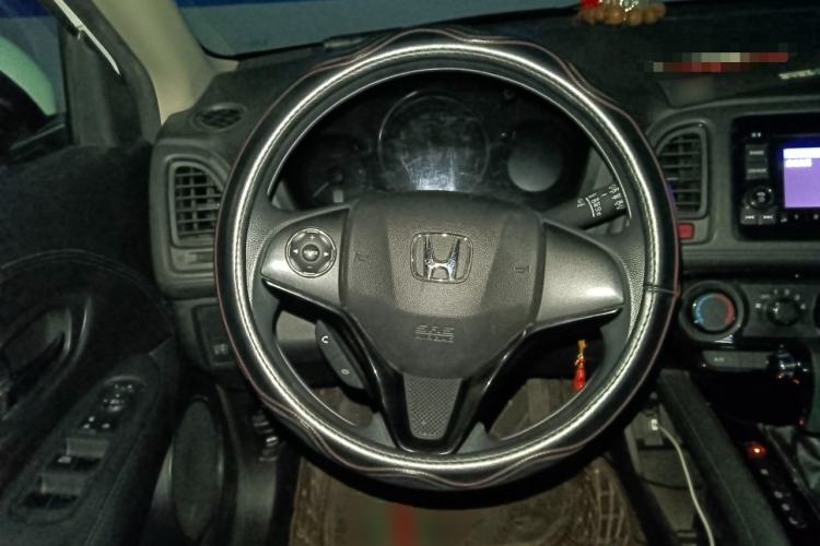 Used Honda Vezel 2015 1.5L CVT two-wheel drive Comfort trim Steering Wheel
