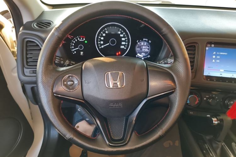 Used Honda Vezel 2015 1.5L CVT two-wheel drive Comfort trim Steering Wheel