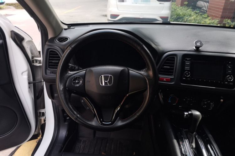 Used Honda Vezel 2015 1.5L CVT two-wheel drive Comfort trim Steering Wheel