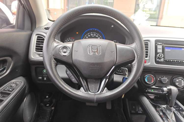 Used Honda Vezel 2015 1.5L CVT two-wheel drive Comfort trim Steering Wheel