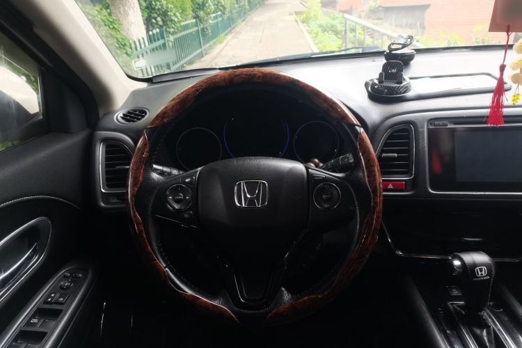 Used Honda Vezel 2015 1.8L CVT 2WD Luxury Model Steering Wheel