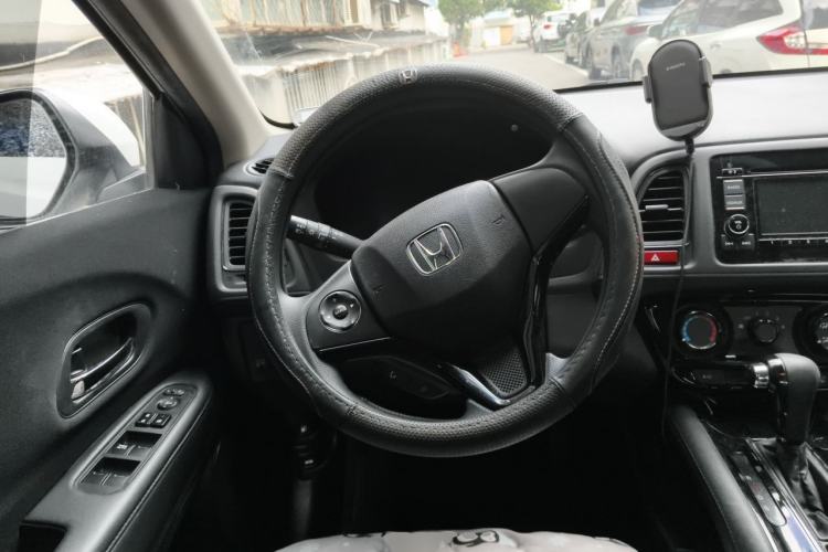 Used Honda Vezel 2015 1.5L CVT two-wheel drive Comfort trim Steering Wheel