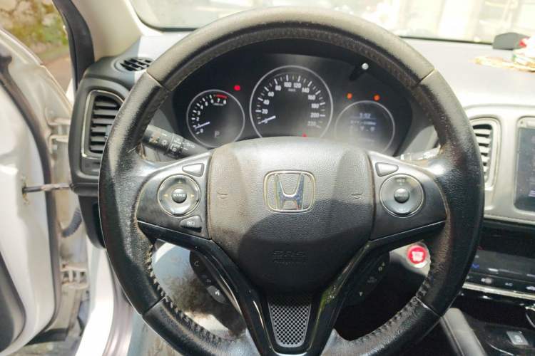 Used Honda Vezel 2015 1.8L CVT 2WD Luxury Model Steering Wheel