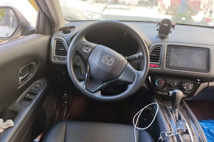 Used Honda Vezel 2015 1.5L CVT two-wheel drive Comfort trim Steering Wheel