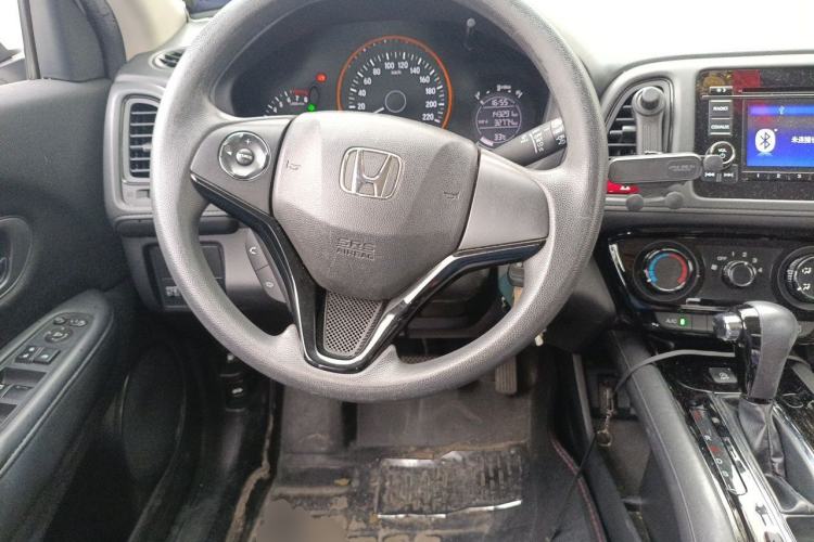 Used Honda Vezel 2015 1.8L CVT 2WD Elite Model Steering Wheel