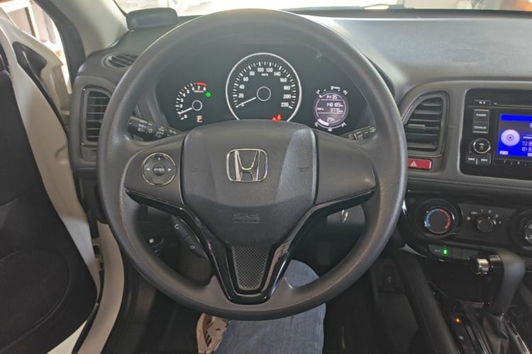 Used Honda Vezel 2015 1.5L CVT two-wheel drive Comfort trim Steering Wheel
