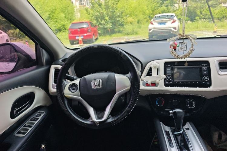 Used Honda Vezel 2015 1.5L CVT two-wheel drive Comfort trim Steering Wheel