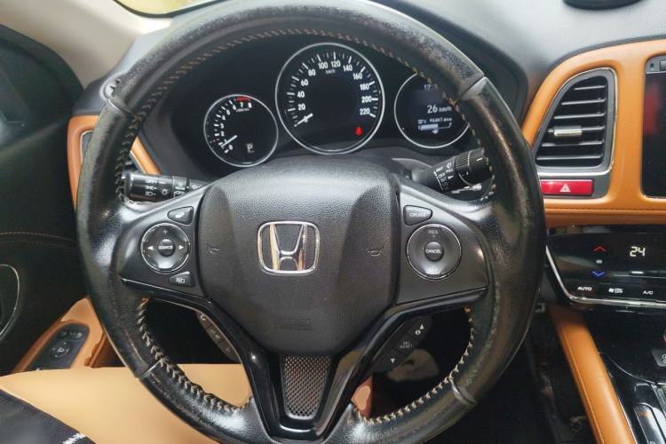 Used Honda Vezel 2015 1.8L CVT 2WD Luxury Model Steering Wheel