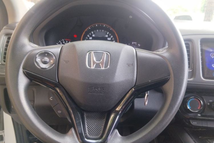 Used Honda Vezel 2015 1.8L CVT 2WD Elite Model Steering Wheel
