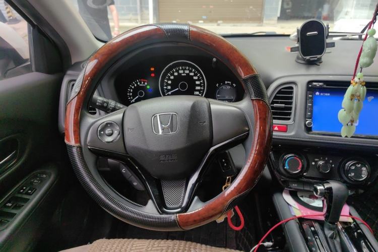 Used Honda Vezel 2015 1.5L CVT two-wheel drive Comfort trim Steering Wheel