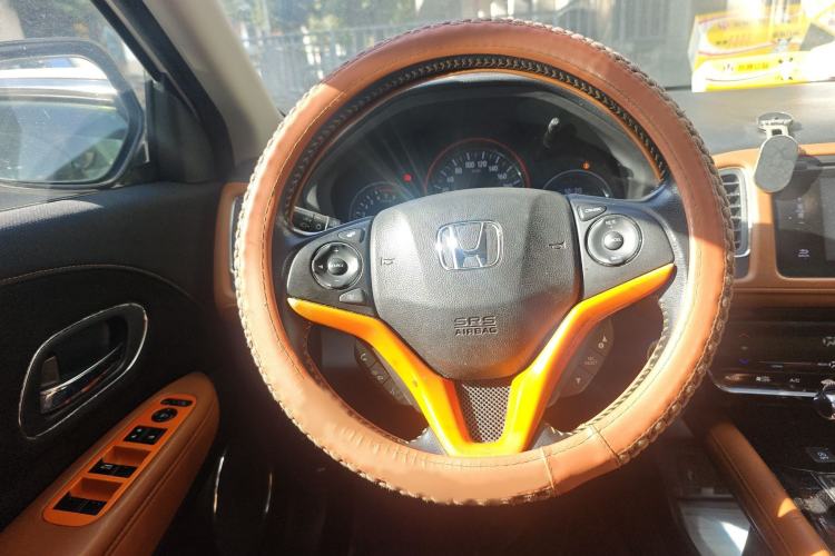 Used Honda Vezel 2015 1.8L CVT 2WD Luxury Model Steering Wheel