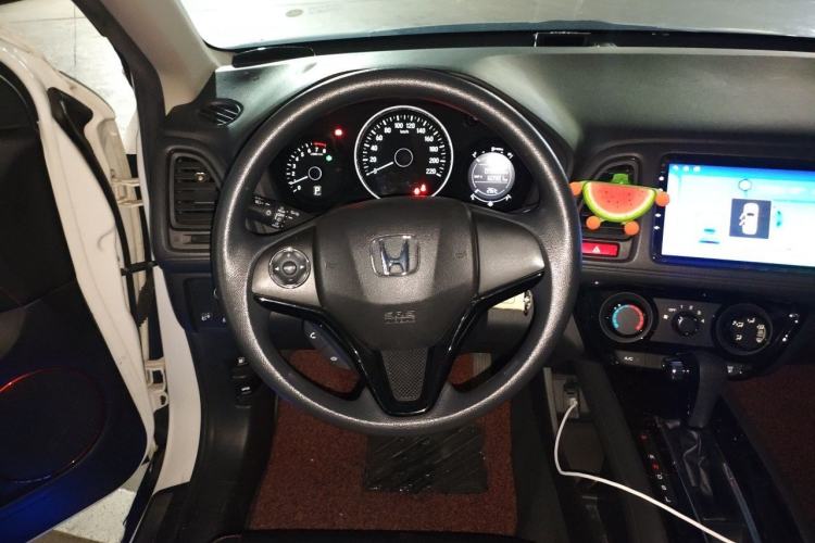 Used Honda Vezel 2015 1.5L CVT two-wheel drive Comfort trim Steering Wheel