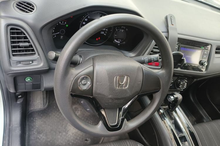 Used Honda Vezel 2015 1.8L CVT 2WD Elite Model Steering Wheel