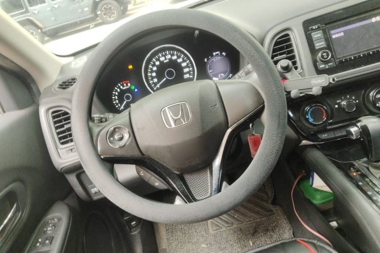 Used Honda Vezel 2015 1.5L CVT two-wheel drive Comfort trim Steering Wheel