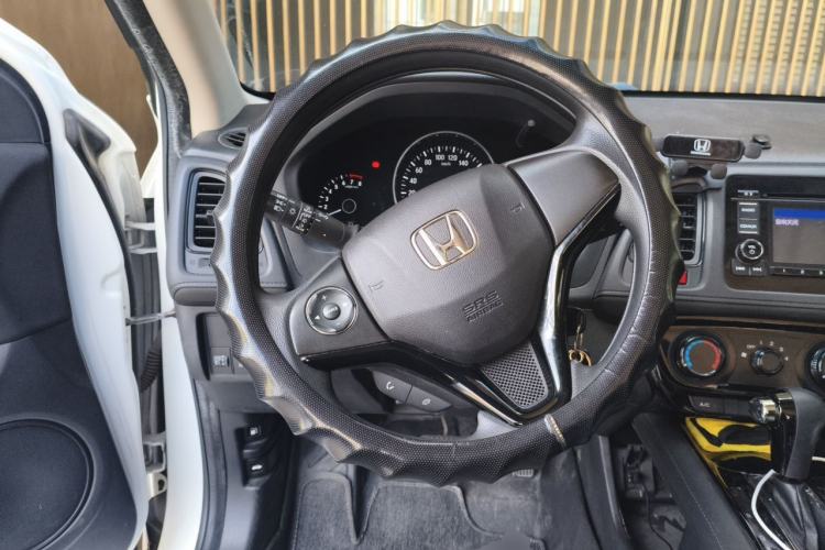 Used Honda Vezel 2015 1.5L CVT two-wheel drive Comfort trim Steering Wheel