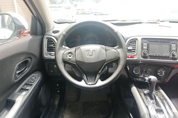 Used Honda Vezel 2015 1.5L CVT two-wheel drive Comfort trim Steering Wheel