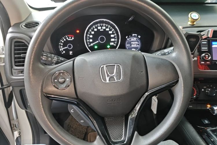 Used Honda Vezel 2015 1.8L CVT 2WD Elite Model Steering Wheel