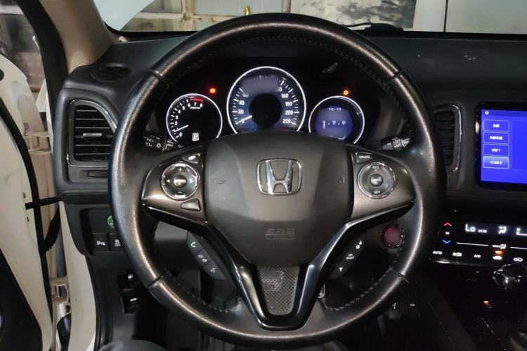 Used Honda Vezel 2015 1.8L CVT 2WD Luxury Model Steering Wheel