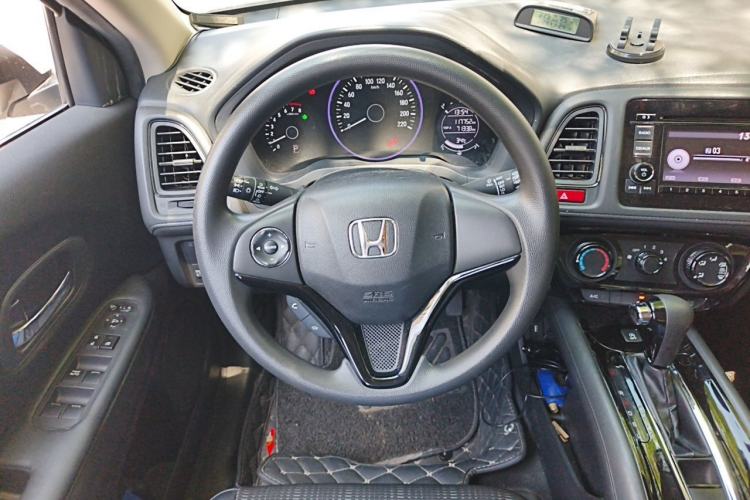 Used Honda Vezel 2015 1.8L CVT 2WD Elite Model Steering Wheel