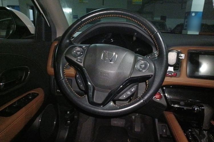 Used Honda Vezel 2015 1.8L CVT 2WD Luxury Model Steering Wheel