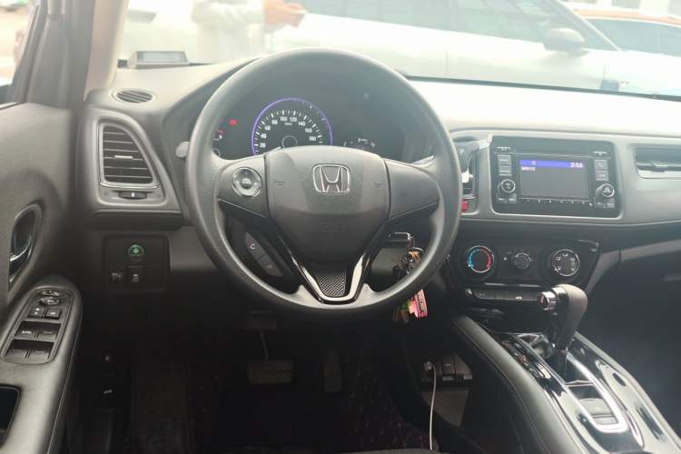 Used Honda Vezel 2015 1.5L CVT two-wheel drive Comfort trim Steering Wheel