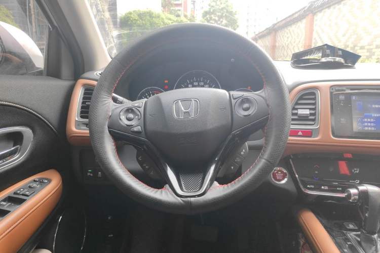 Used Honda Vezel 2015 1.8L CVT 2WD Luxury Model Steering Wheel