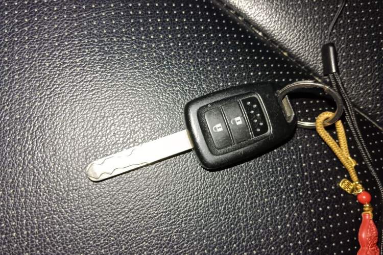 Used Honda Vezel 2015 1.5L CVT two-wheel drive Comfort trim Vehicle Key