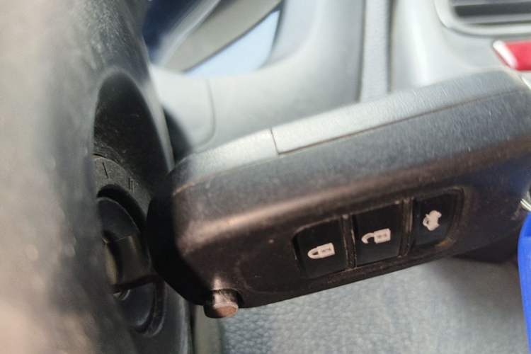 Used Honda Vezel 2015 1.5L CVT two-wheel drive Comfort trim Vehicle Key